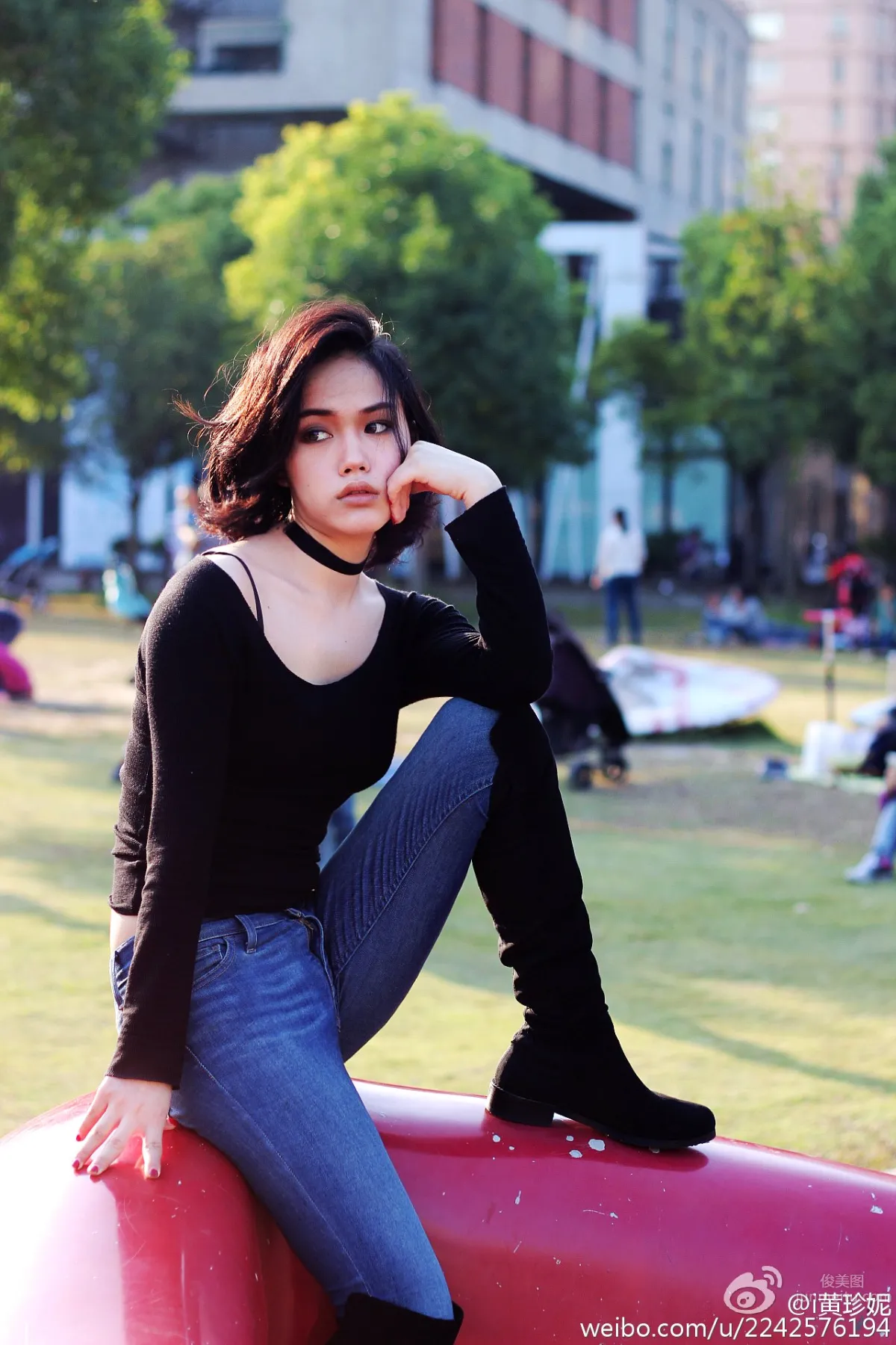 Huang Zhenni - Shanda Games SG Proud and Cold Beauty Photos photo 21