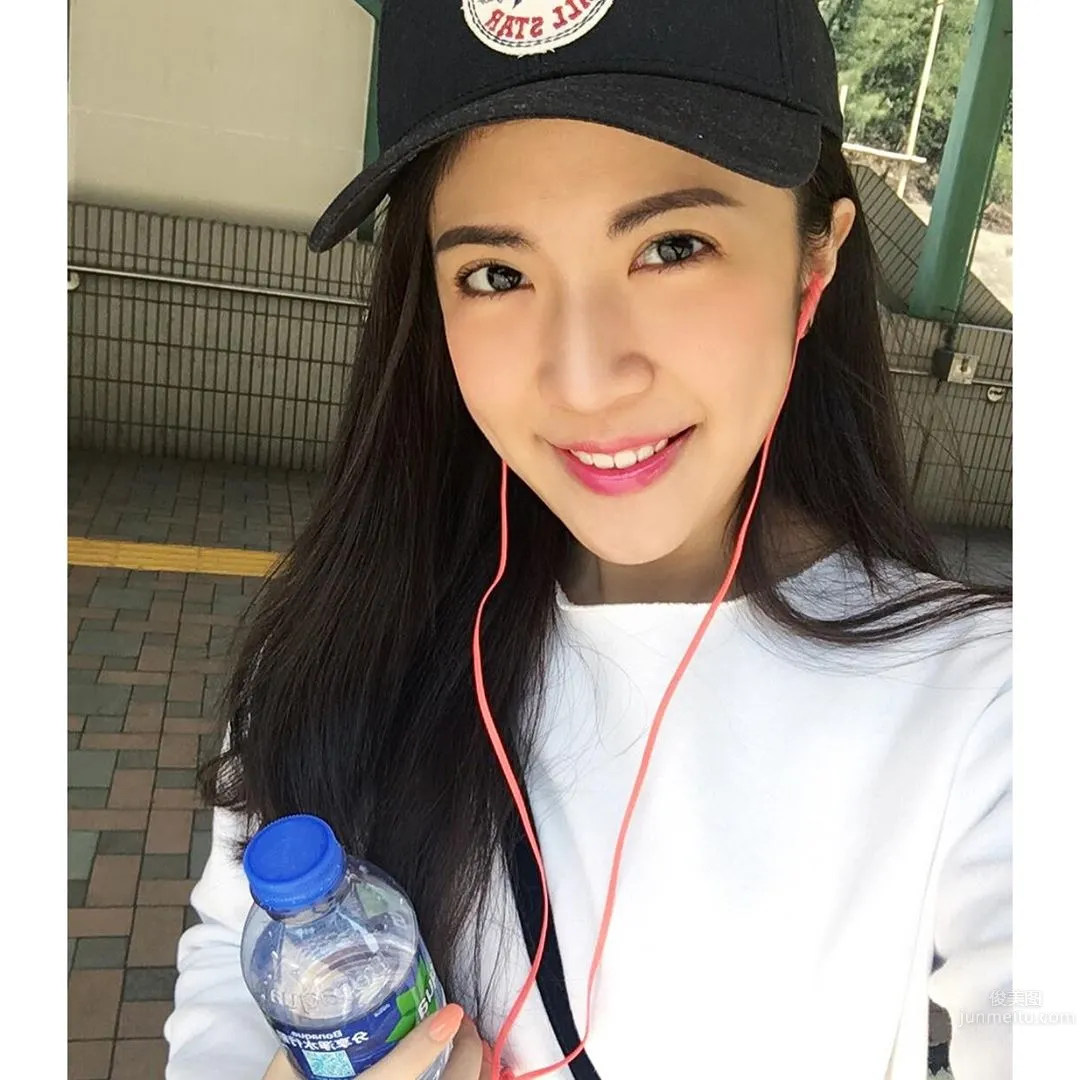 Yu Yisi Yoshi Yu - Fitness Model Shows Off Her Good Figure photo 11
