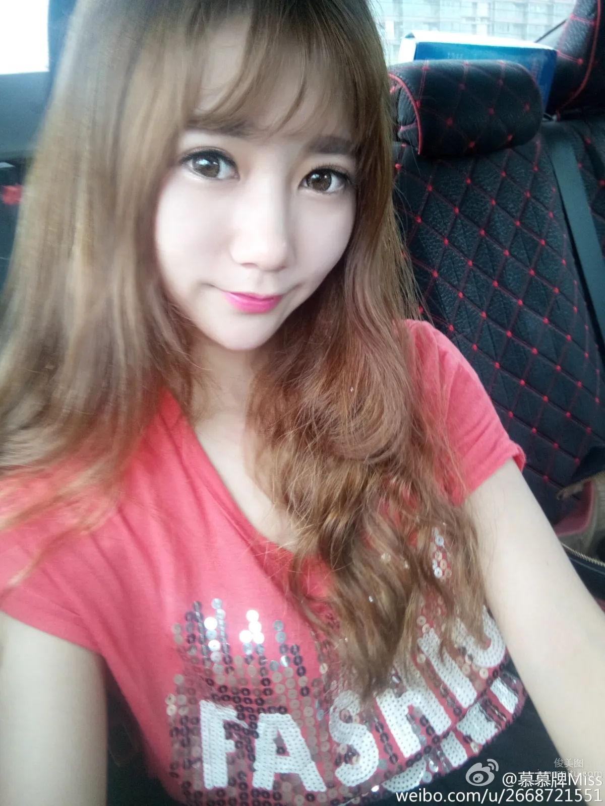 盛甯甯- ChinaJoy 2016 網龍展台SG 15