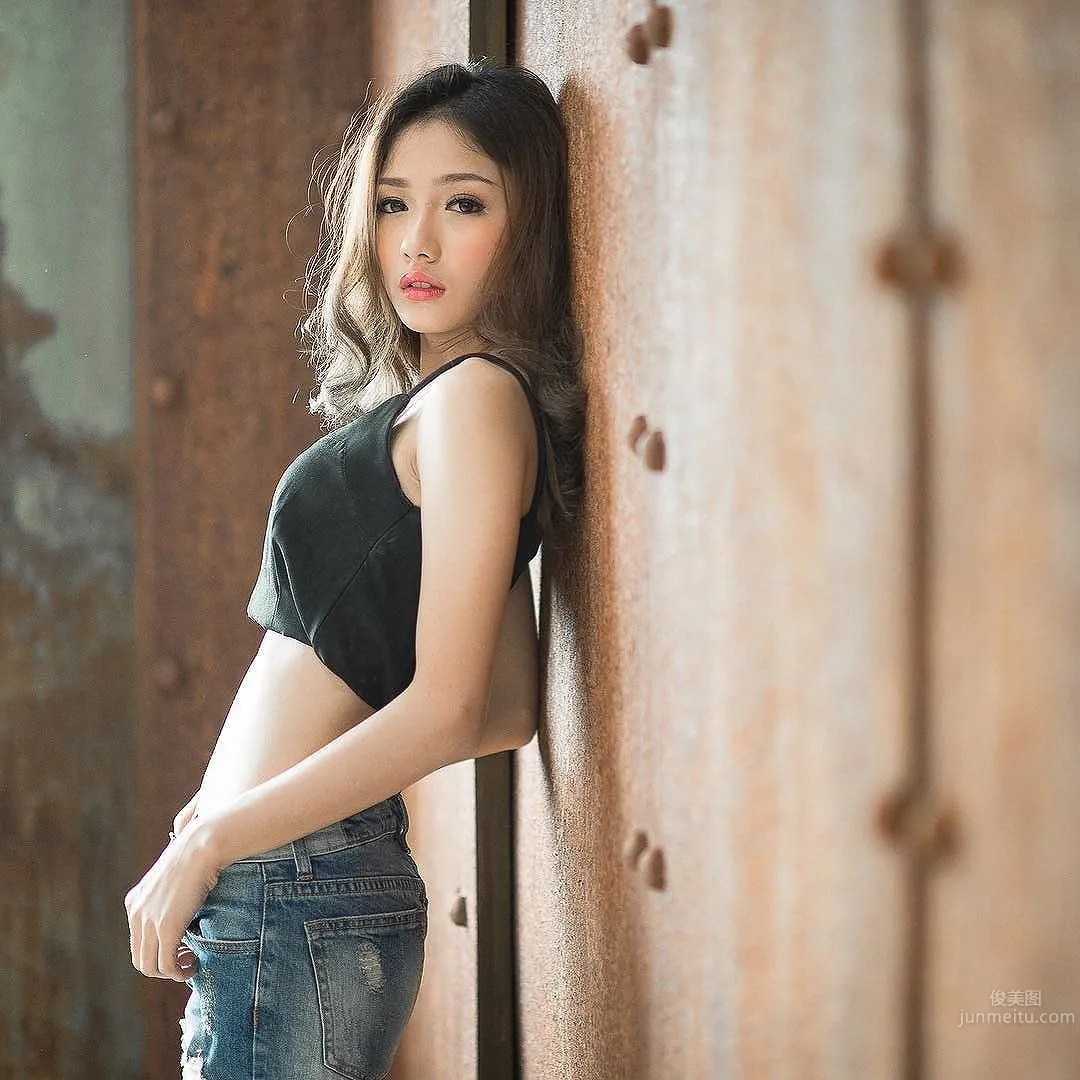 Namkhing Kanyapak - A Little Nurse with Great Looks and Figure photo 14