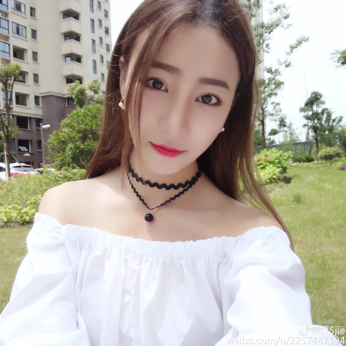 Xia Shijie Sijie - CJ2016 NetDragon Game Booth SG. photo 15