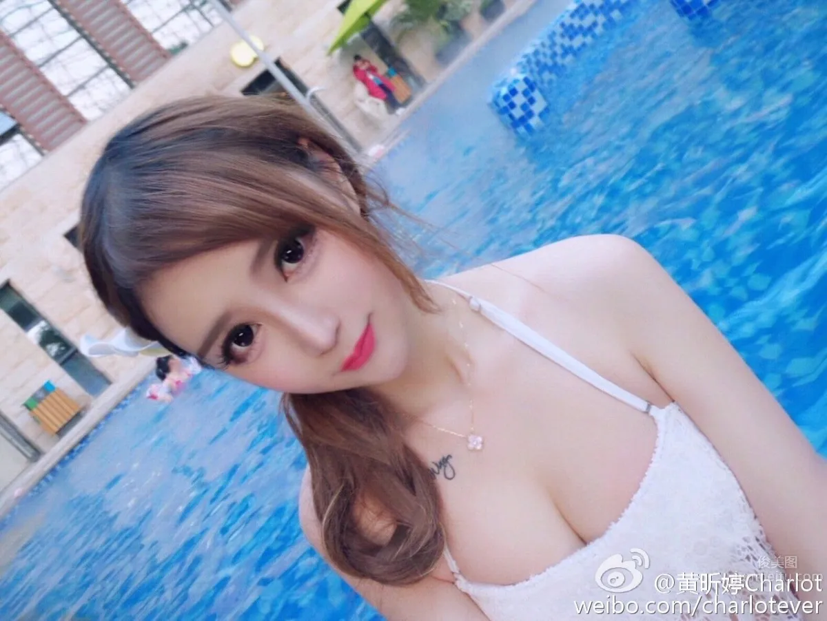 Huang Xinting Charlot, Weibo Private Shoot photo 4