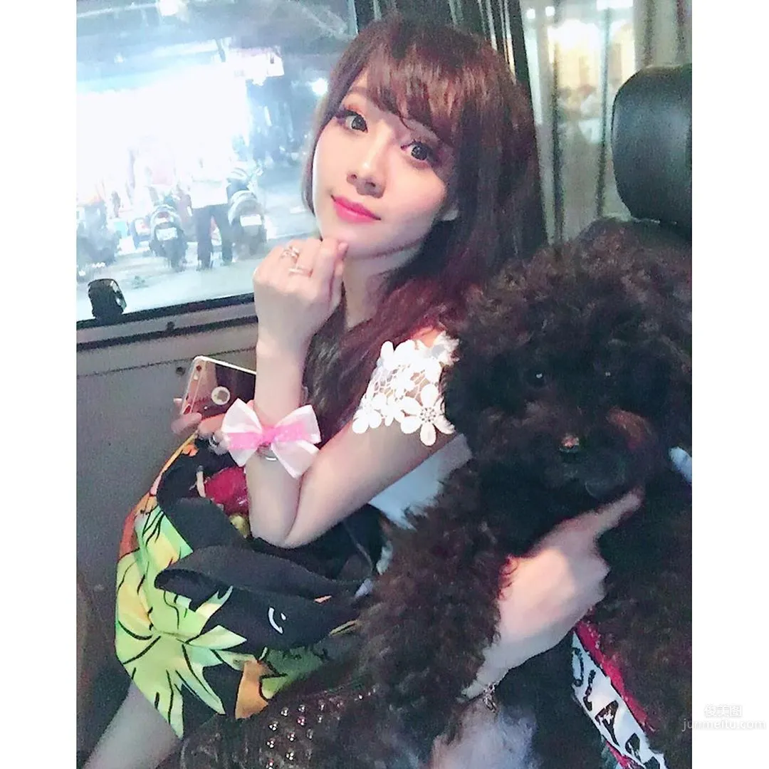 小彩Zaya- 氣質好出衆的「無雙樂團」正妹隊長 21