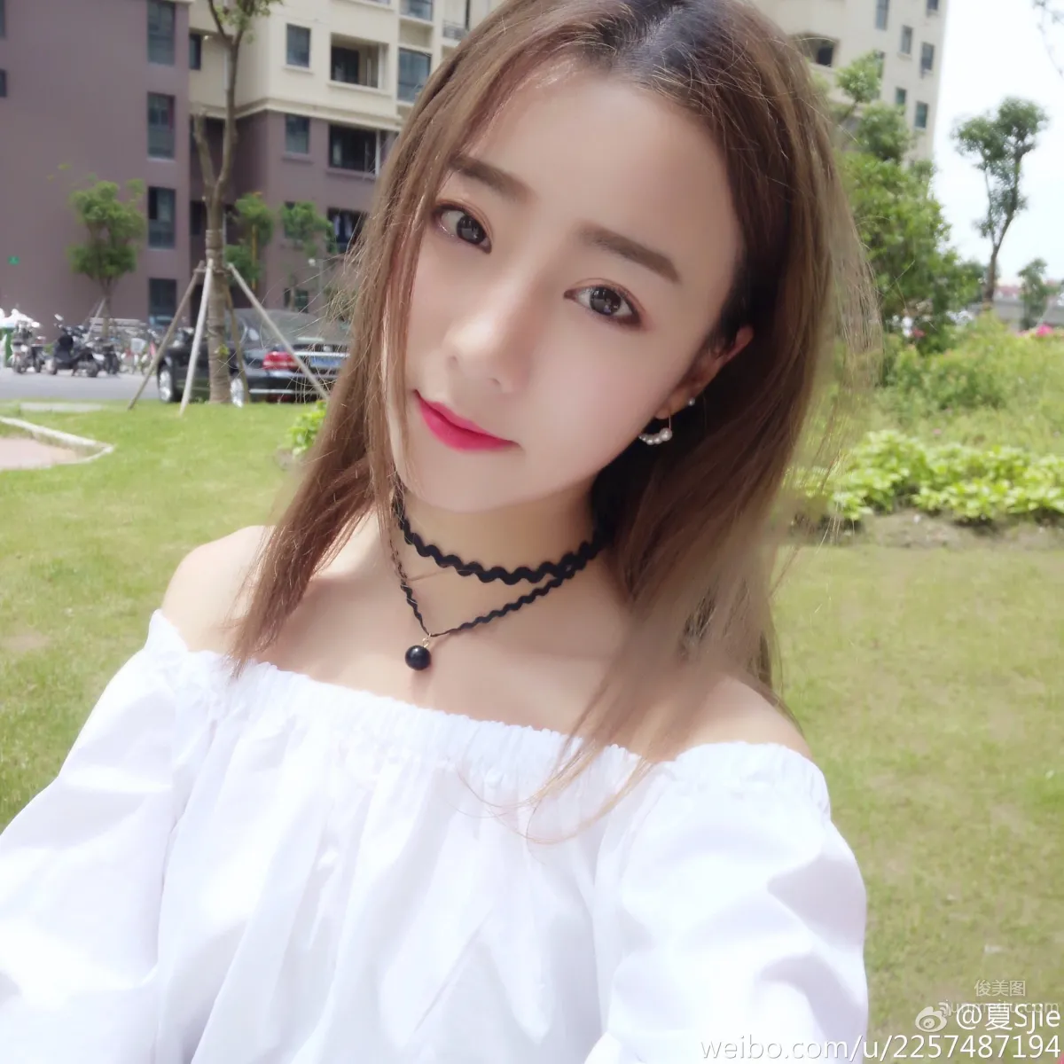 Xia Shijie Sijie - CJ2016 NetDragon Game Booth SG. photo 14