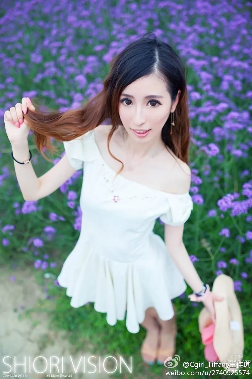 Wang Jiaqi Juicy - Century Tiancheng Popular ShowGirl photo 29