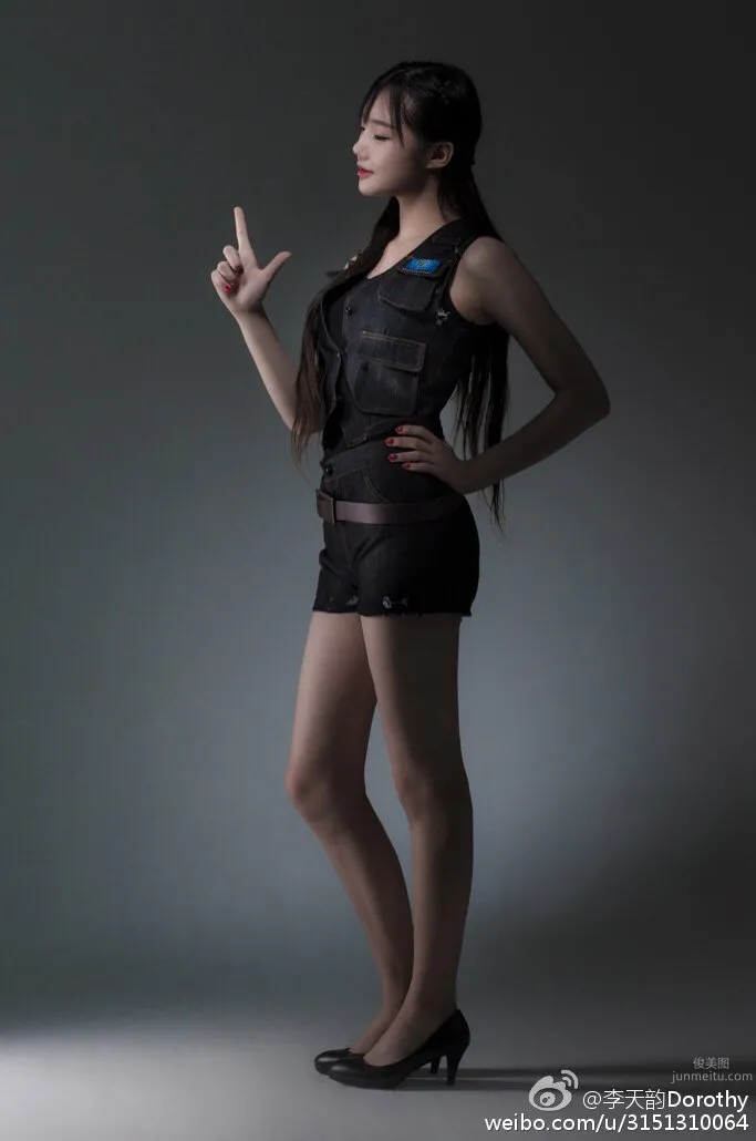李天韻Dorothy- 2016年Chinajoy盛大展台SG 30