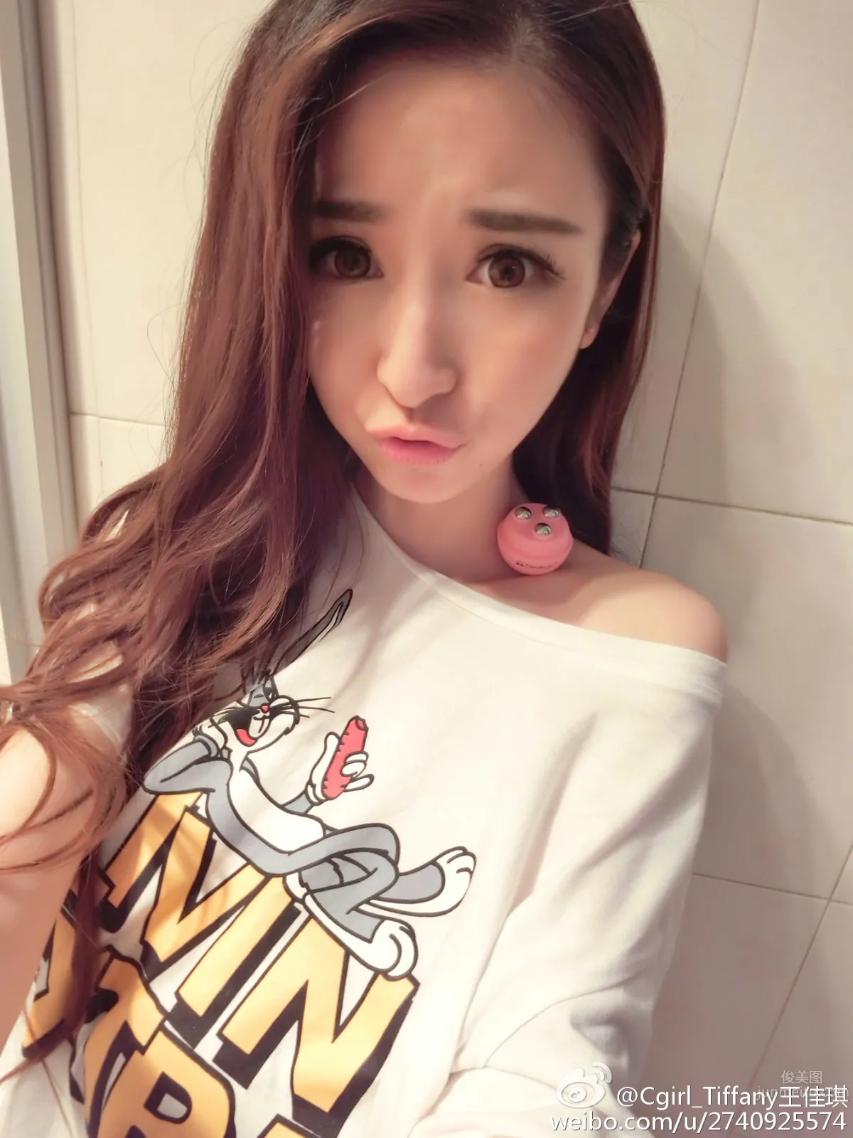 Wang Jiaqi Juicy - Century Tiancheng Popular ShowGirl photo 6