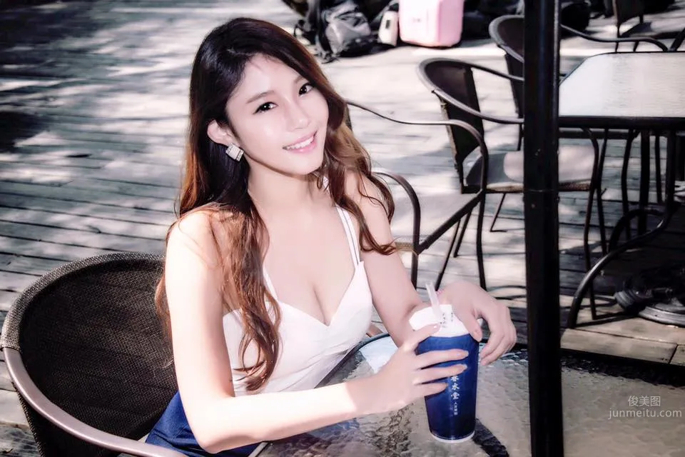 Kaisalin Katherine - The Most Playful Taiwan Car Model photo 16