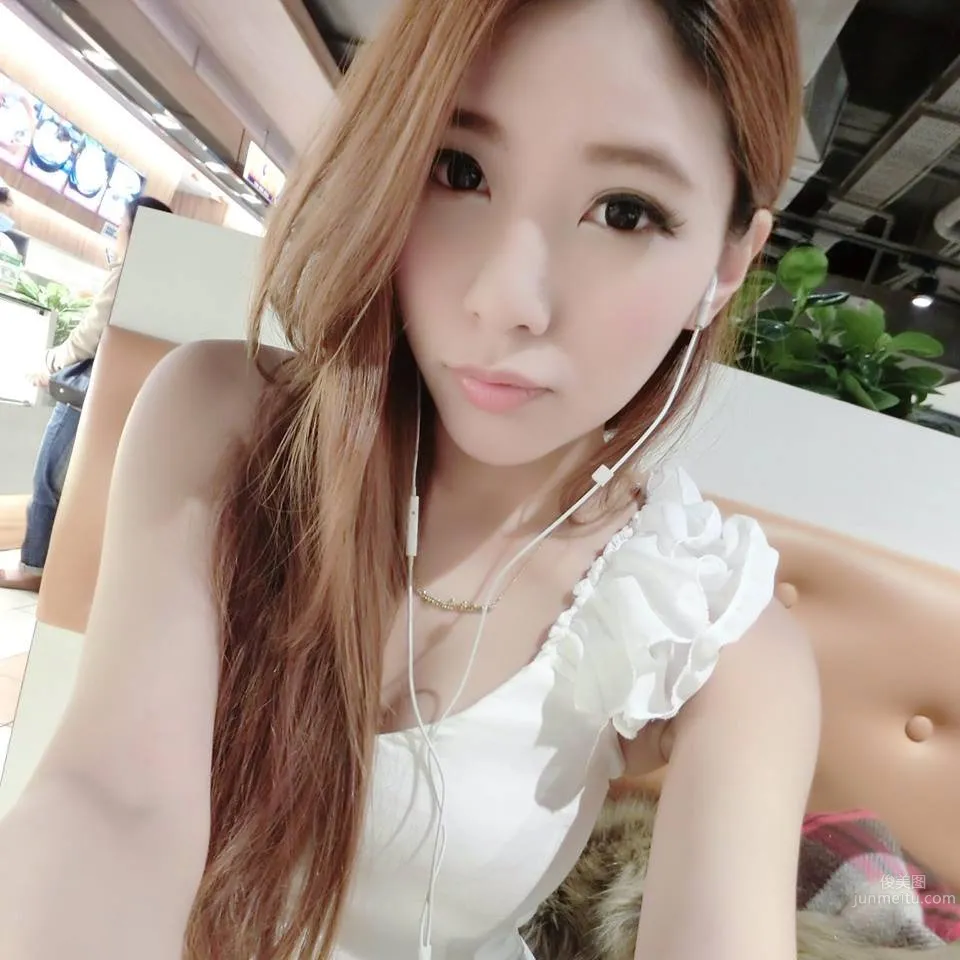 Queenie國甯妞- 韻味十足的中法混血美人兒 21