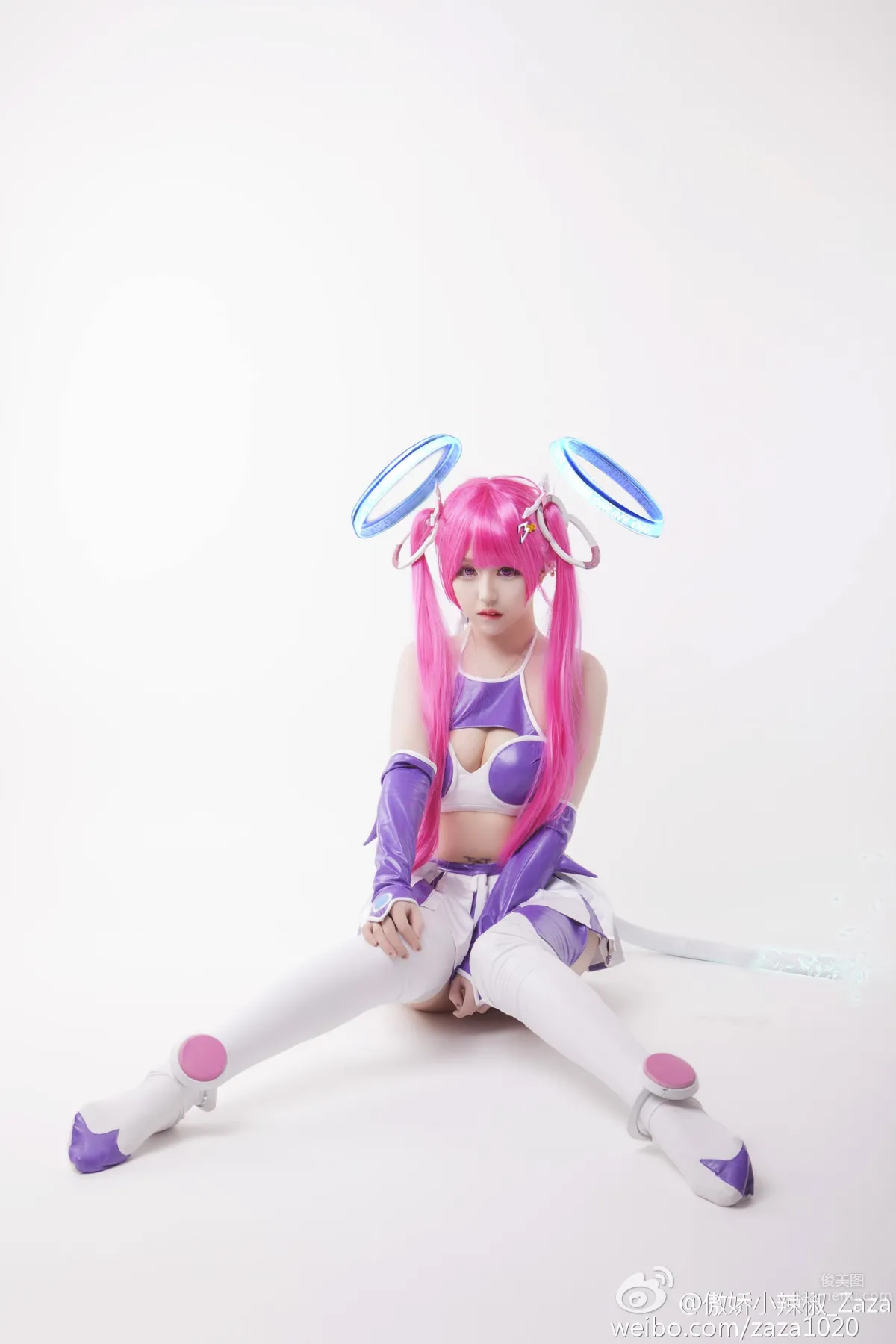 Zaza(傲嬌小辣椒)- 最受歡迎的蝸牛showgirl 18
