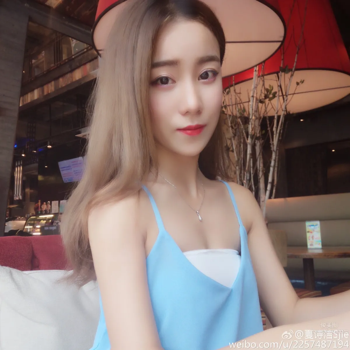 Xia Shijie Sijie - CJ2016 NetDragon Game Booth SG. photo 11