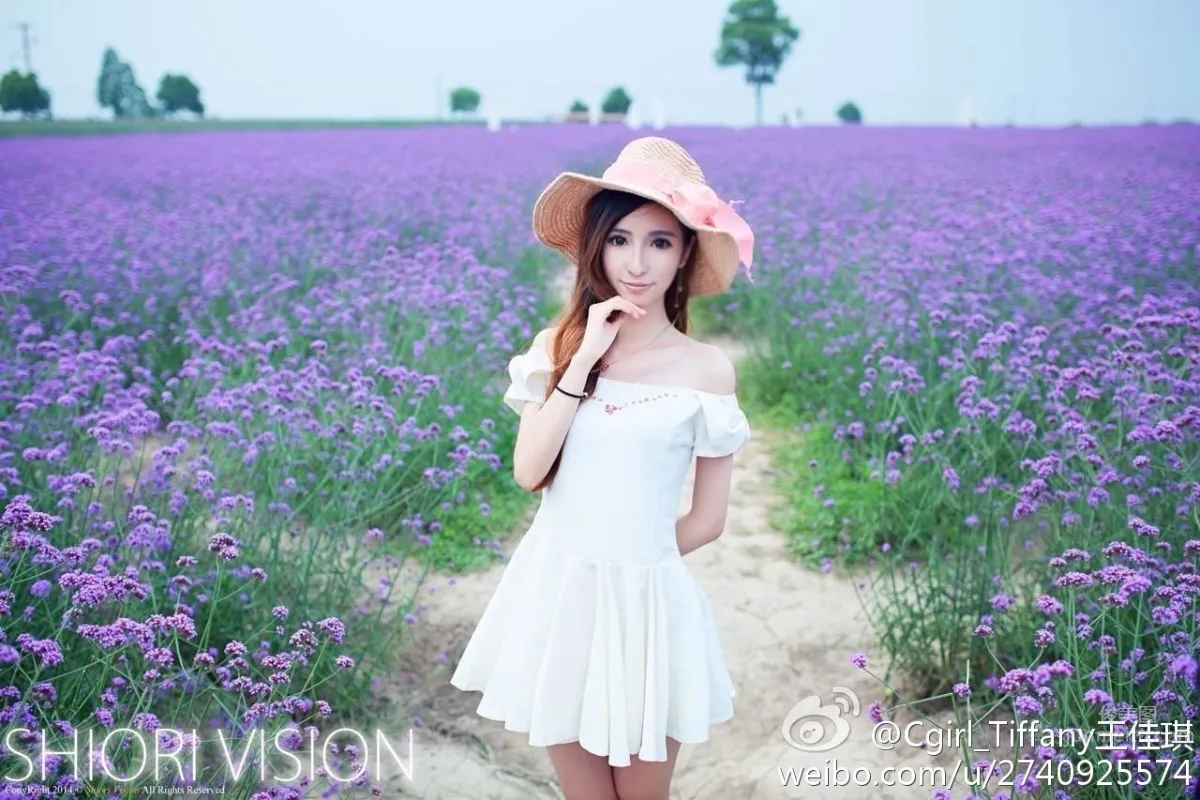 Wang Jiaqi Juicy - Century Tiancheng Popular ShowGirl photo 28