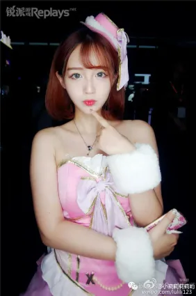 小莉莉- 2016CJ童顔聯通小沃SG
