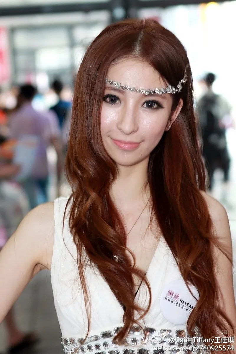 Wang Jiaqi Juicy - Century Tiancheng Popular ShowGirl photo 30
