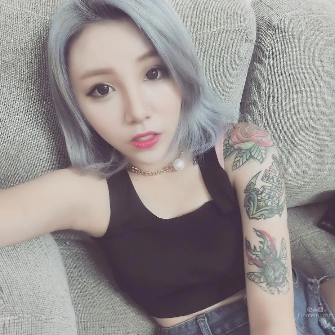 石希露Olga Shek- F级身材纹身女郎_3