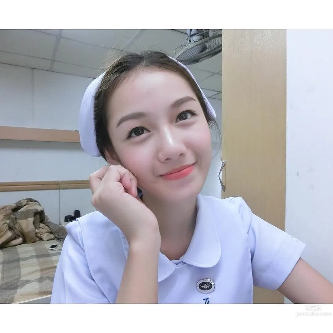 Namkhing Kanyapak, The Most Beautiful Nurse's Uniform Temptation photo 10