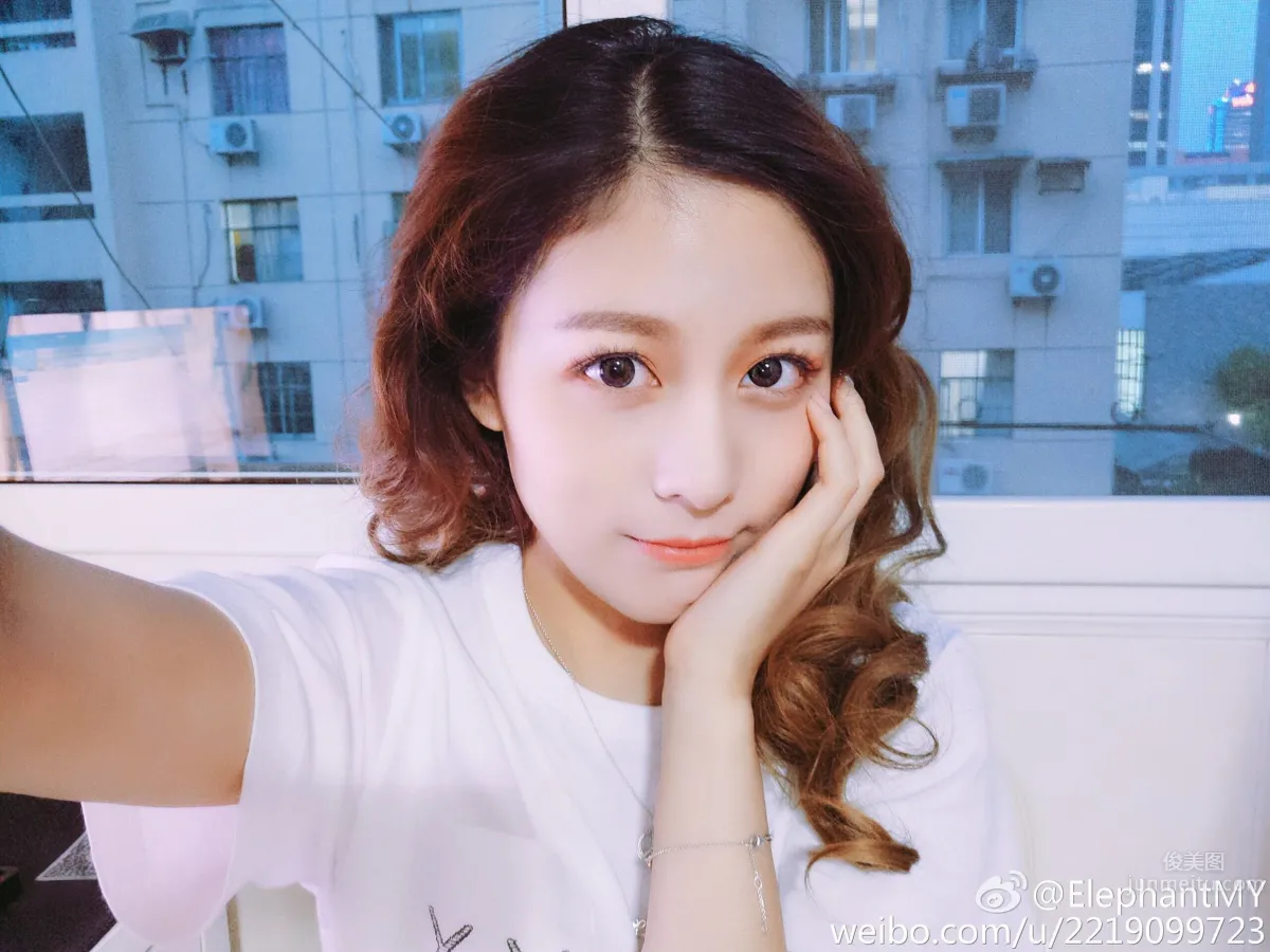 柏明媛- 华东大学校花私房照_9