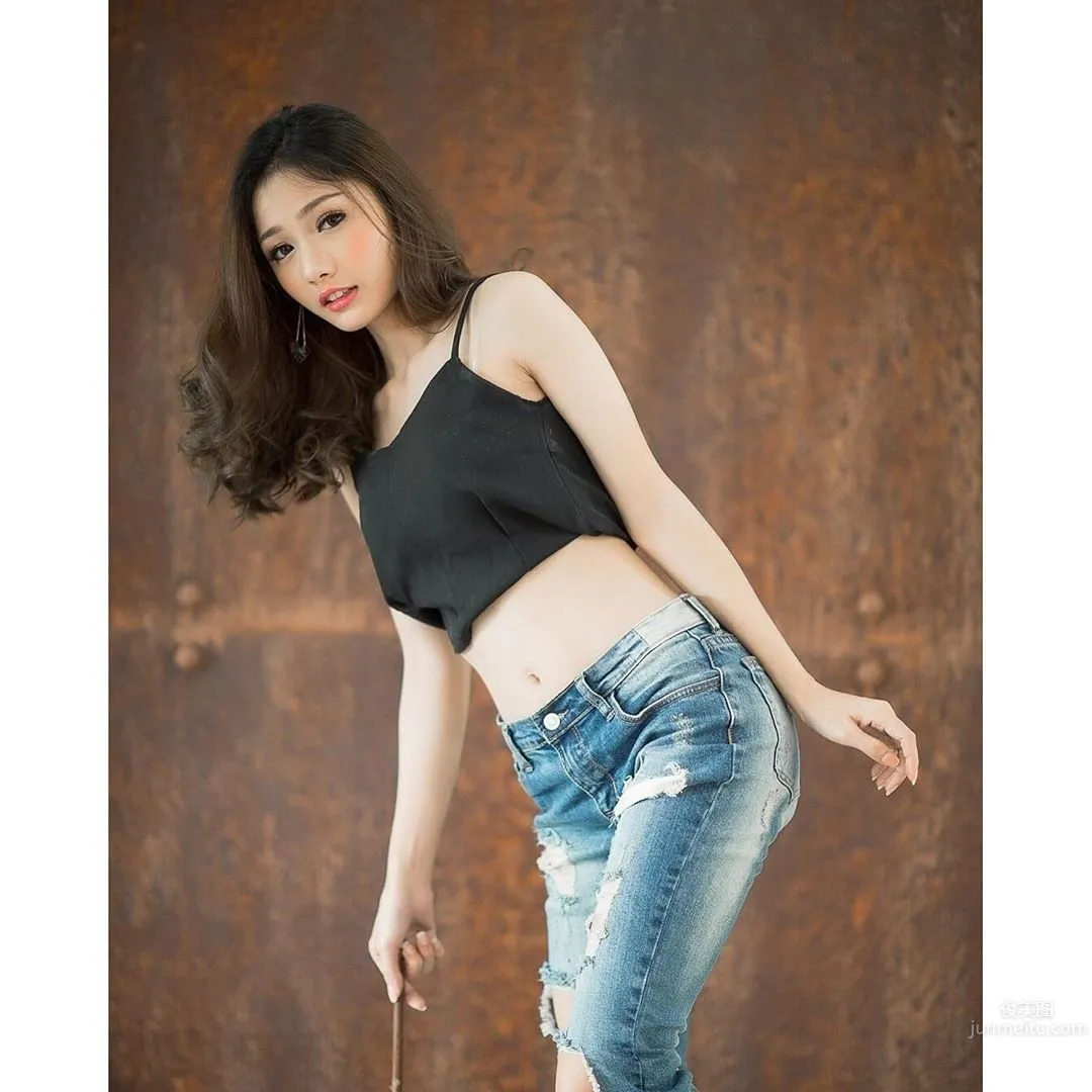 Namkhing Kanyapak - A Little Nurse with Great Looks and Figure photo 15