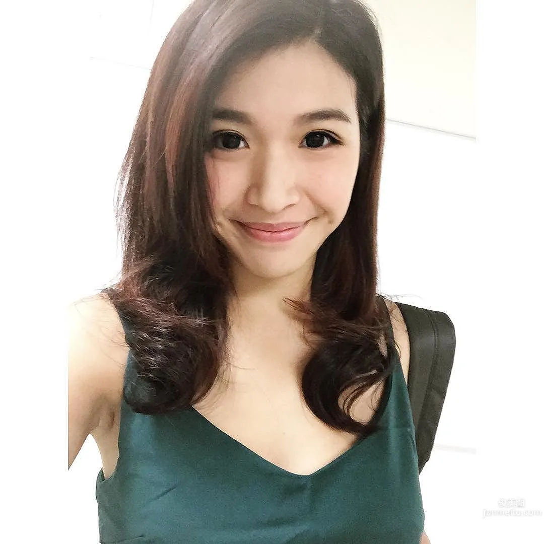 陳偉琪Vicky- IG美豔私房照 4