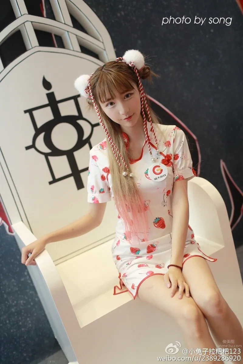 Chen Shiyi - ChinaJoy2016 Shanda Games Booth SG photo 13