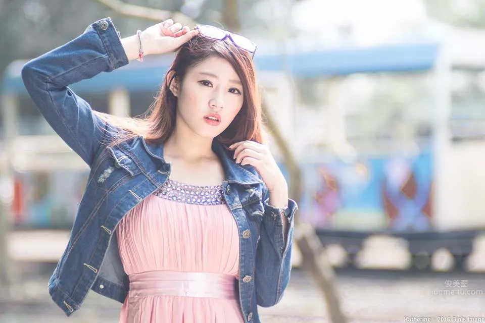 Kaisalin Katherine - The Most Playful Taiwan Car Model photo 17