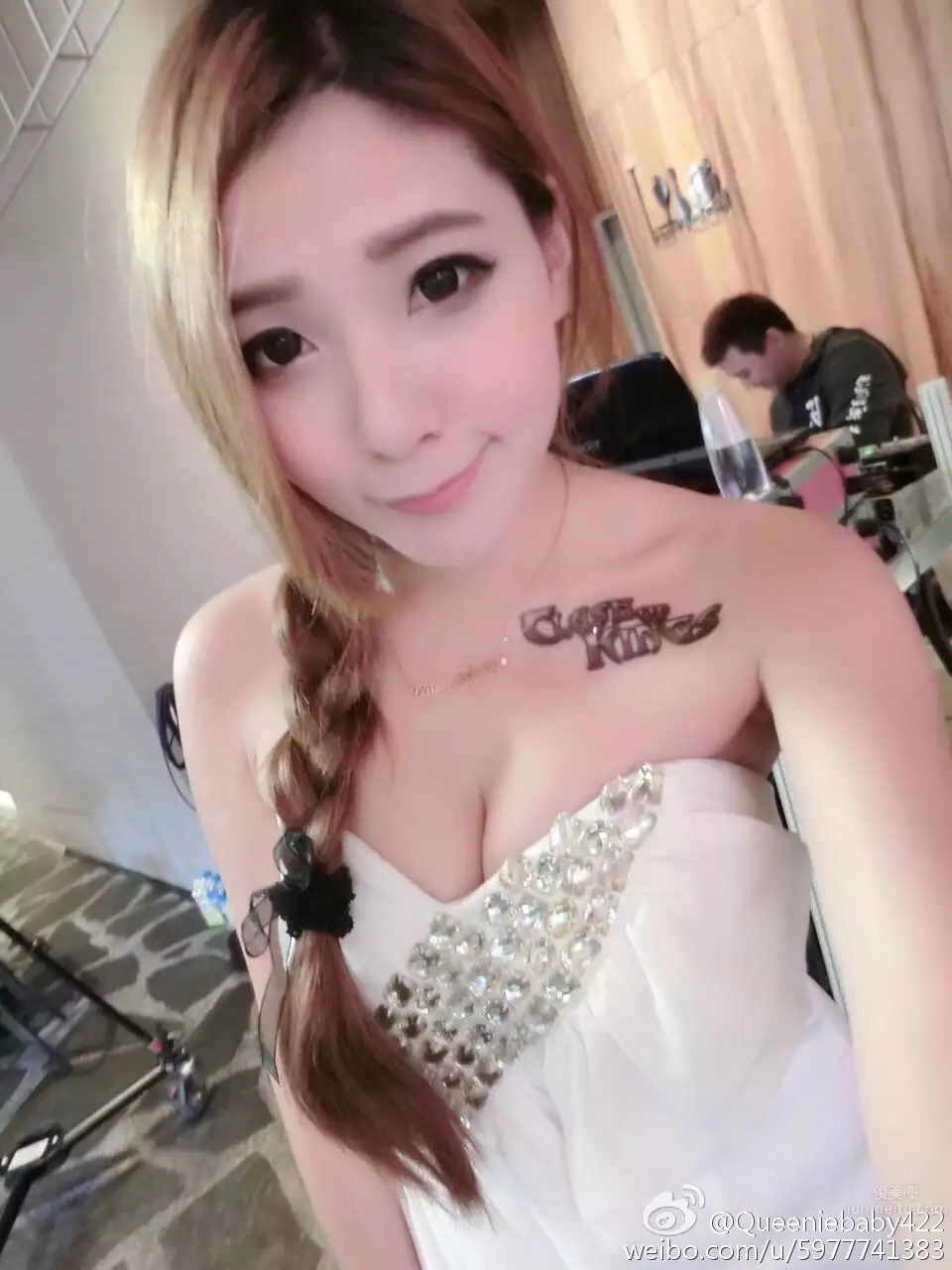Queenie國甯妞- 韻味十足的中法混血美人兒 3