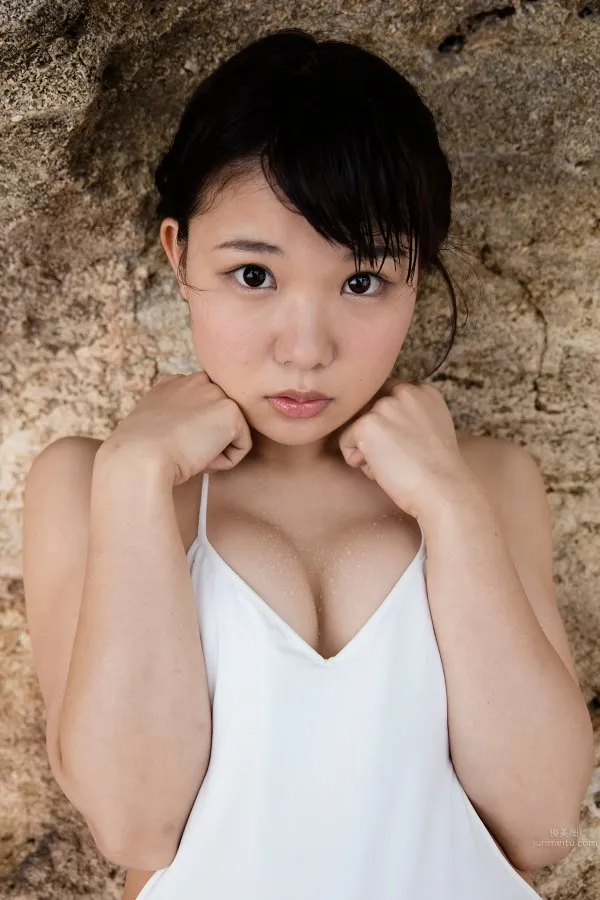 佐佐野愛美- 治愈的笑容和肉感的身軀 3