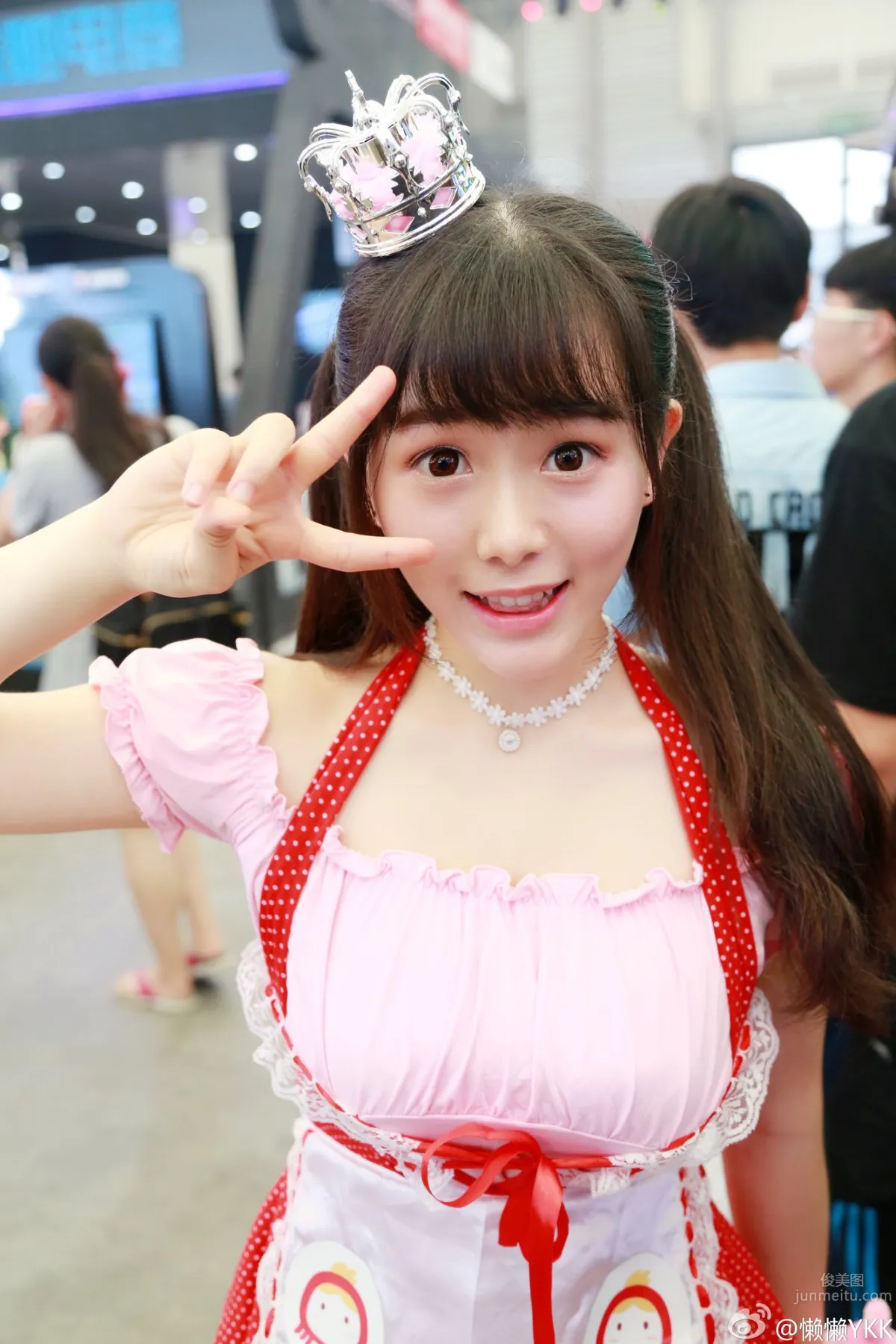 懶懶YKK- 2016ChinaJoy觸手TV展台主推SG 12