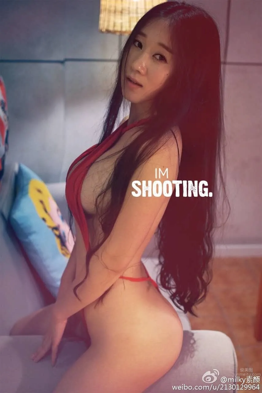 E-Cup Milk Tea, Private Photos of a Soft-Bosomed Beauty photo 16
