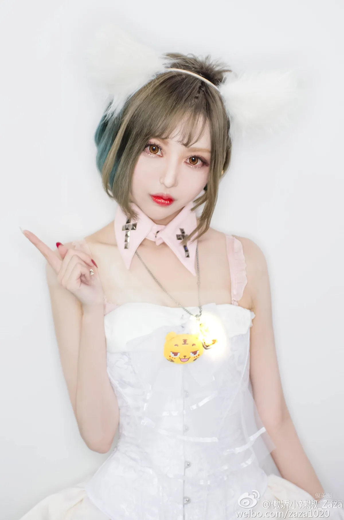 Zaza(傲嬌小辣椒)- 最受歡迎的蝸牛showgirl 9