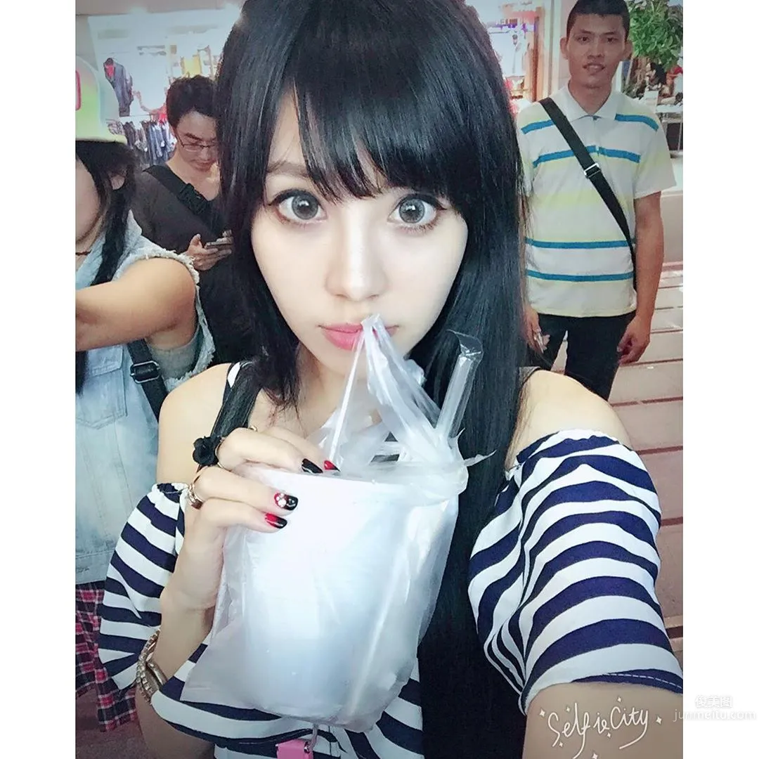 小彩Zaya- 氣質好出衆的「無雙樂團」正妹隊長 14