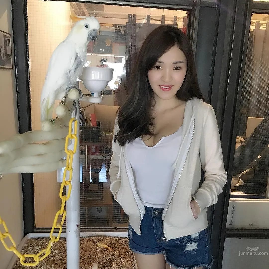 He Luoyi: Ashley photo 14