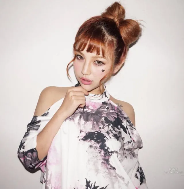 吳清雯- 鏡頭感極強的小美人 9