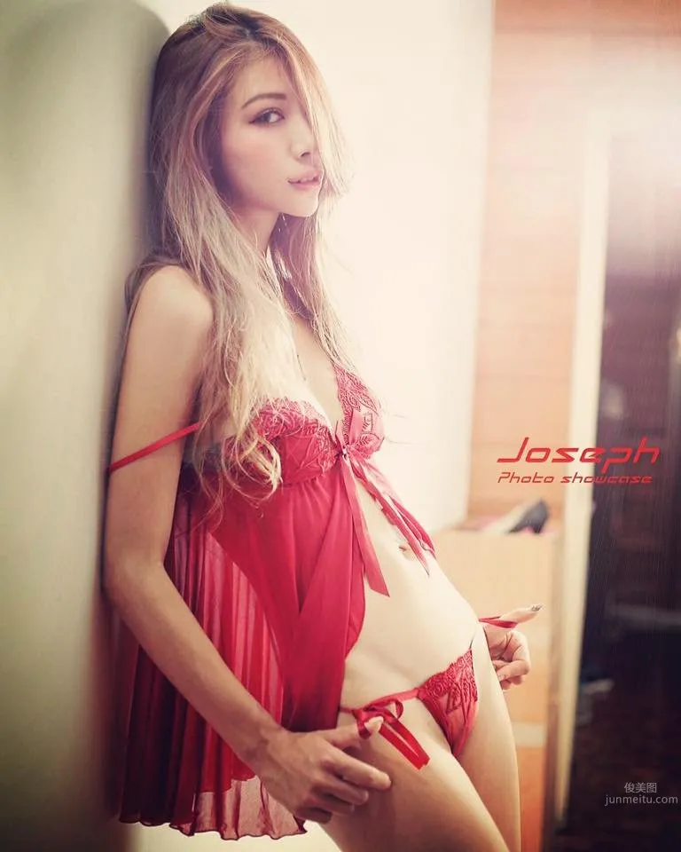 He Yunzhen - Long Legs, C Cup, Small Waist, Sexy Beautiful Photos Grand Release photo 25