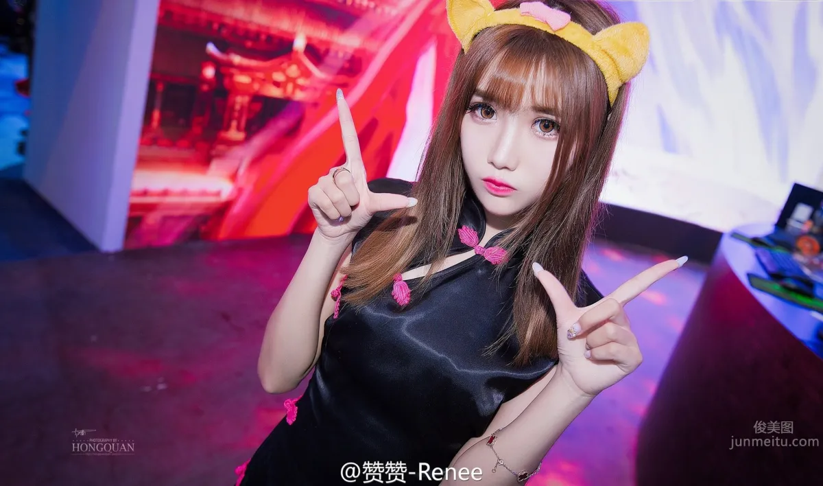 Zanzan Renee - 2016 ChinaJoy Duowan Games Booth SG photo 9