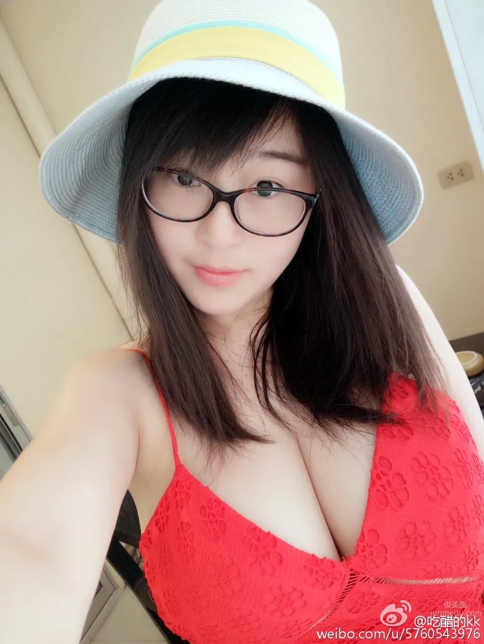 Jealous kk, Absolutely Big-Bust Beauty Anchor Private Shoot photo 20