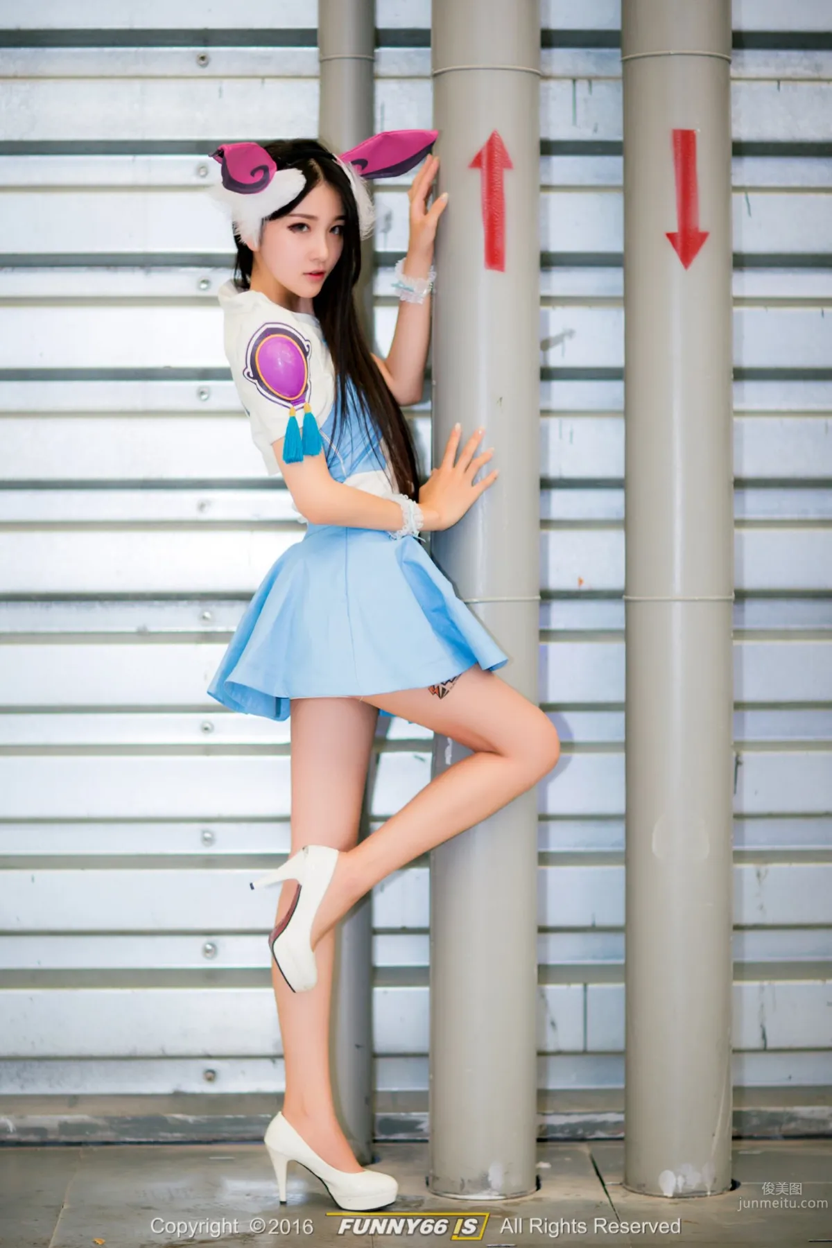 Lin Yimeng - 2016 ChinaJoy D.H. Games Booth SG photo 9