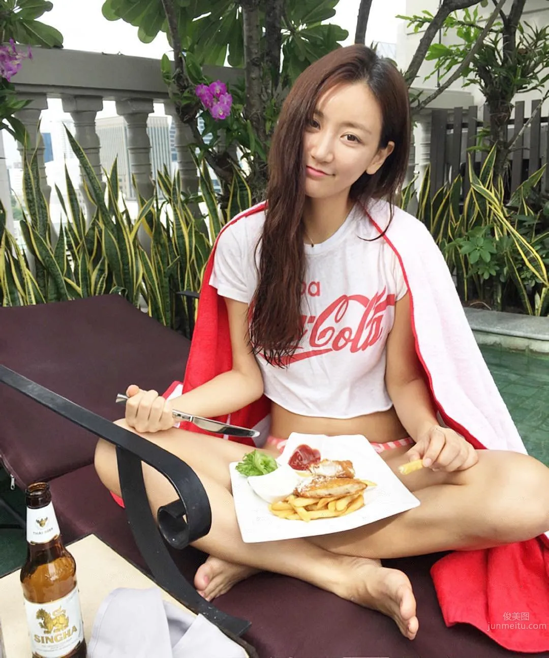 Miu Kim, South Korean Model Loves Humid Days Most photo 36