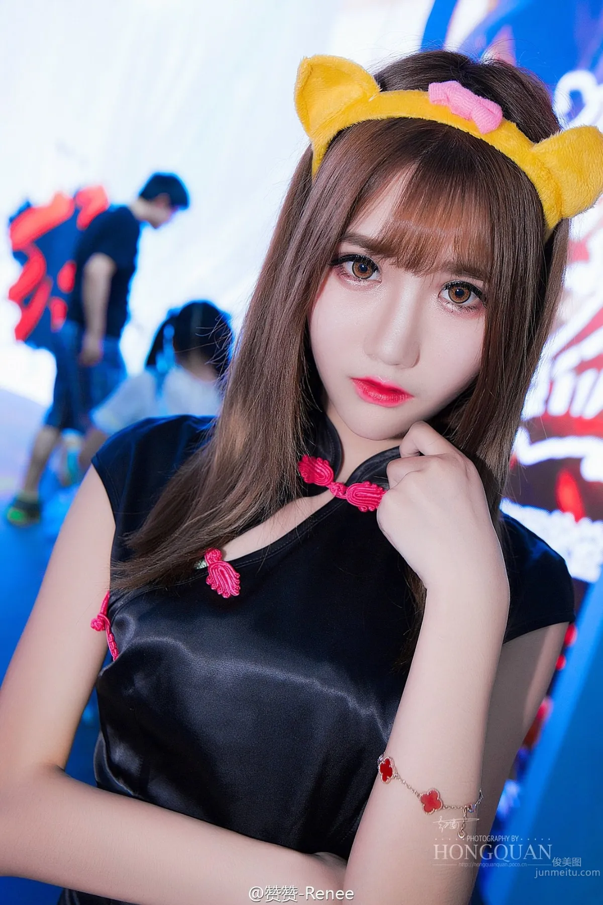 Zanzan Renee - 2016 ChinaJoy Duowan Games Booth SG photo 6