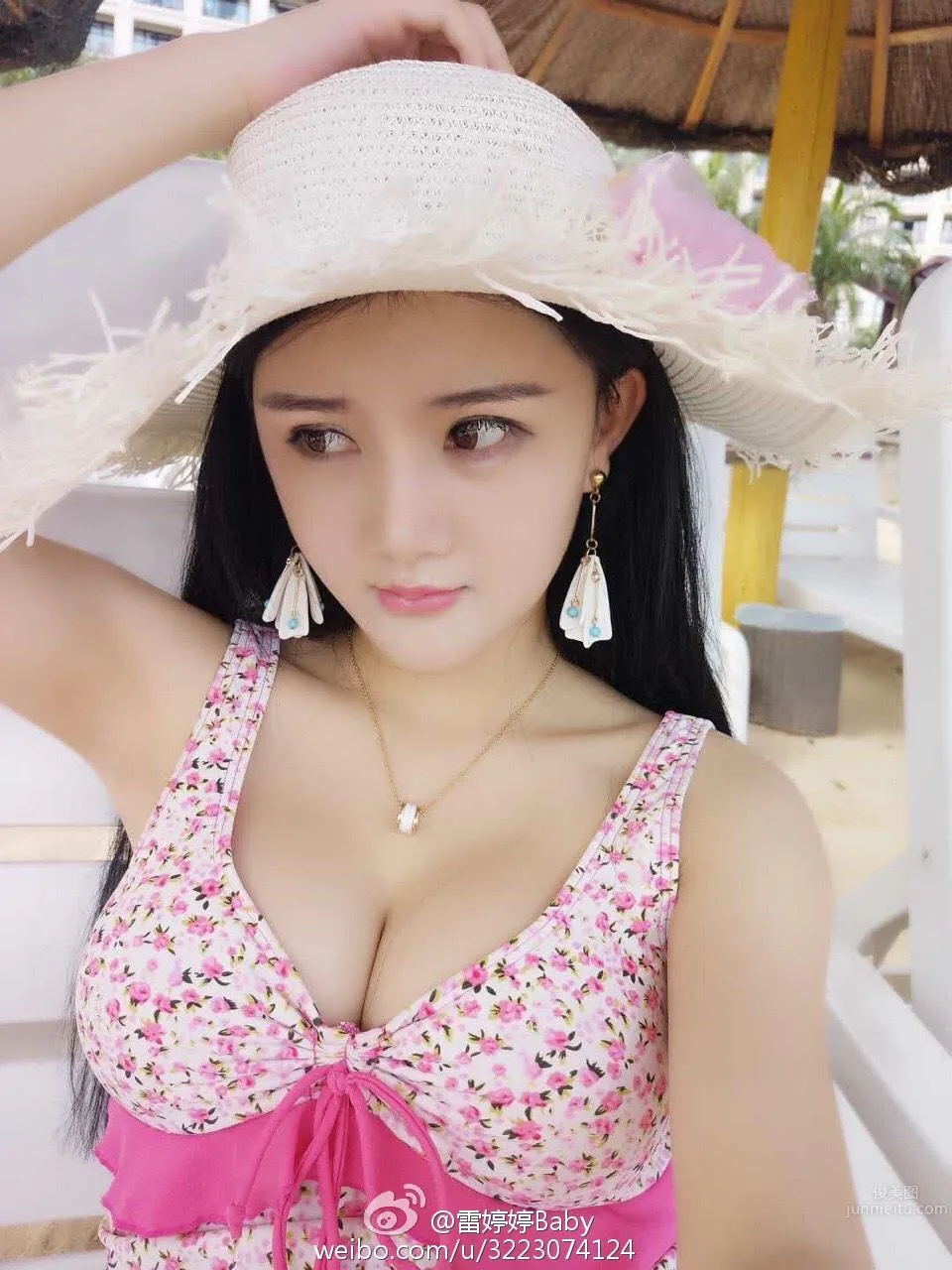 雷婷婷- 微博超养眼私房照_0