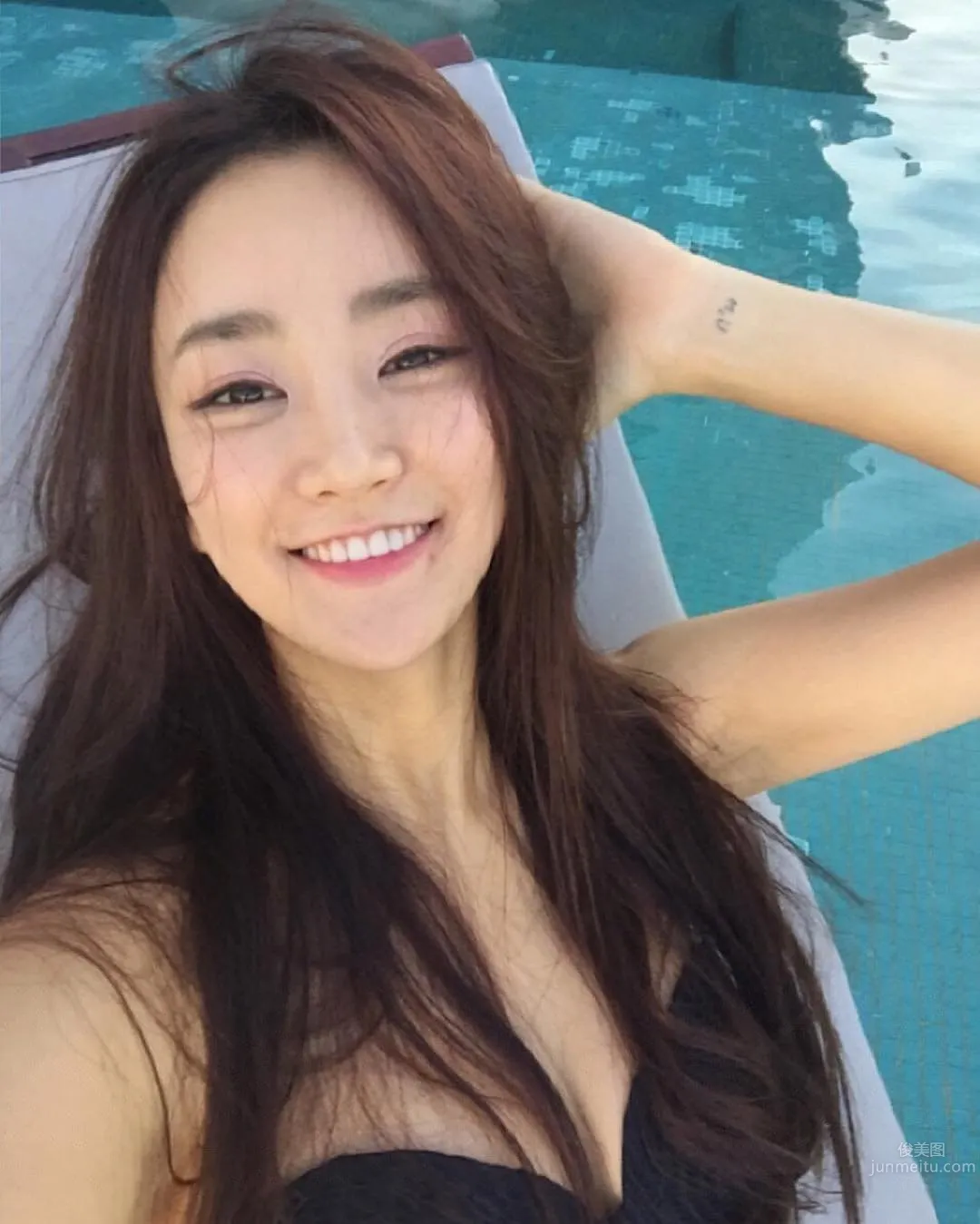 Miu Kim, South Korean Model Loves Humid Days Most photo 34