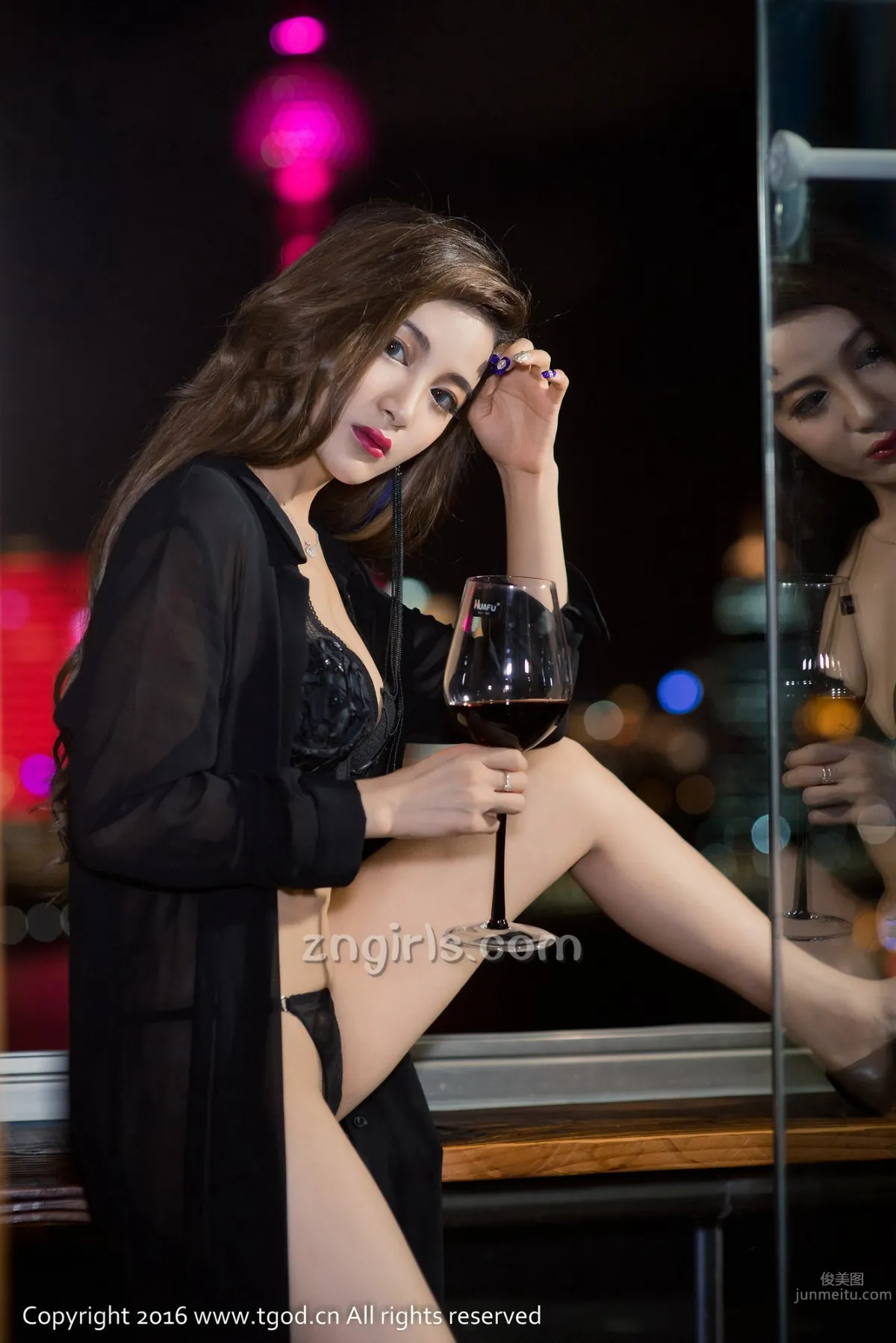 Liangying Sugar - [DKGirl] A Night of Ecstasy in Decadent Luxury photo 2