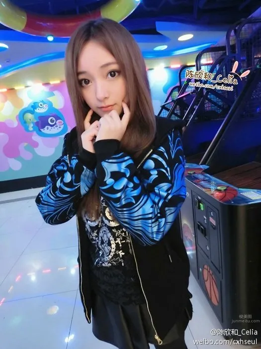 Chen Xinhe and Celia - 2012 ChinaJoy Perfect World Popular SG photo 19