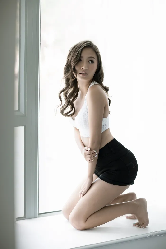 Tan Qiqi - Hong Kong's Cutest Rapper photo 3