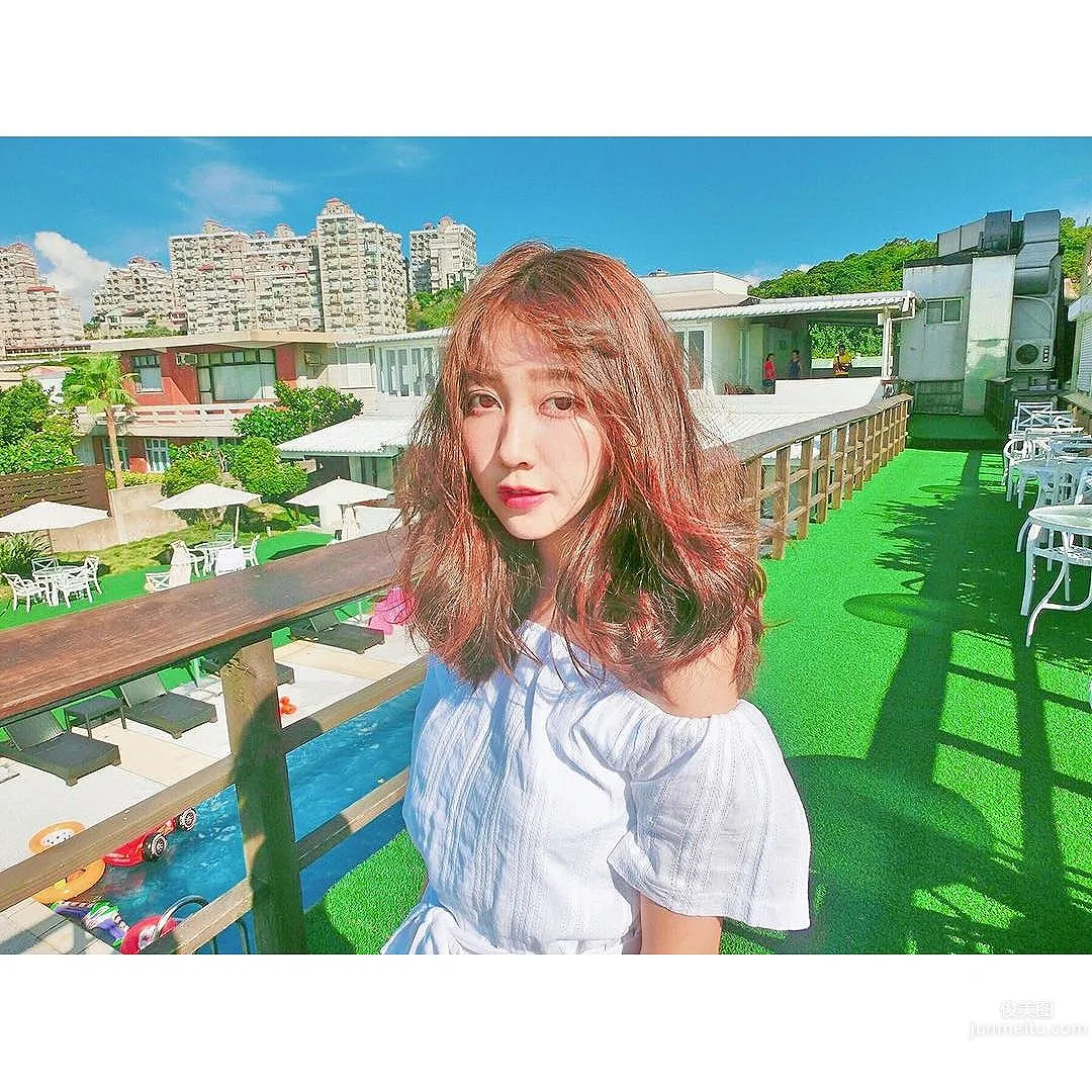Xu Qingling, The Big-Eyed Beauty Who Walked Out of a Comic photo 7