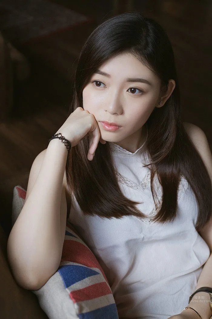 Shi Yingxin Joey - A UK Study Abroad Girl with Very High Looks photo 8