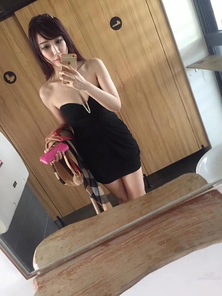 張筱于- 電力十足的白皙長腿美模～ 11