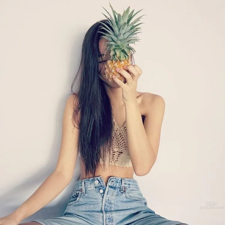 Miu Kim, South Korean Model Loves Humid Days Most photo 15