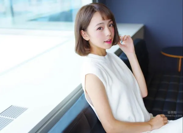 Mayuka Kuroda - Active College Student's First Swimsuit Photo photo 19