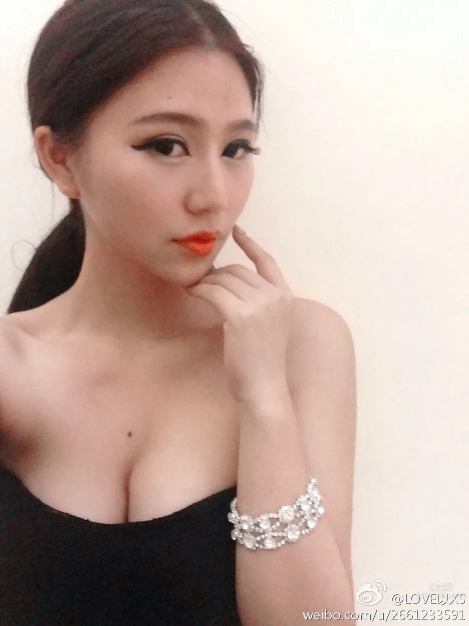 Wu Mengyun - Weibo F90 Super Busty Private Shoot photo 22